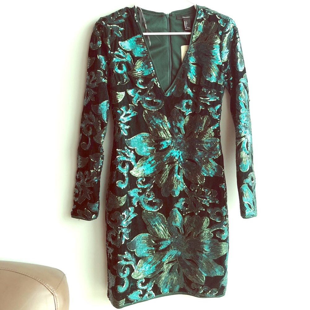 Forever 21 Green Winter Dress